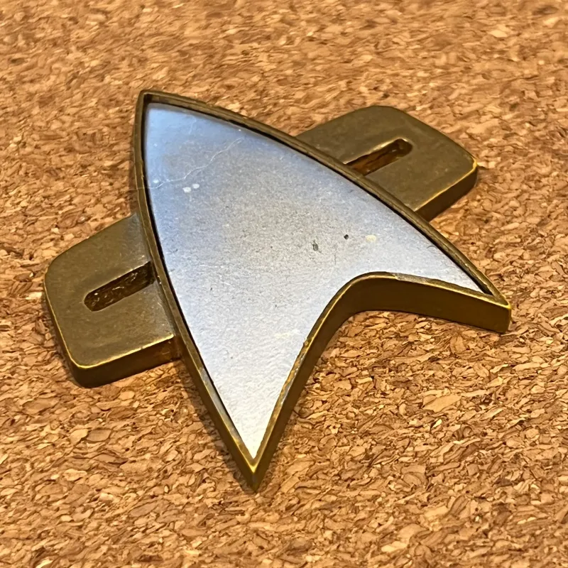 Star Trek Voyager Comm Badge by Aaron Rhodes Download free STL model 