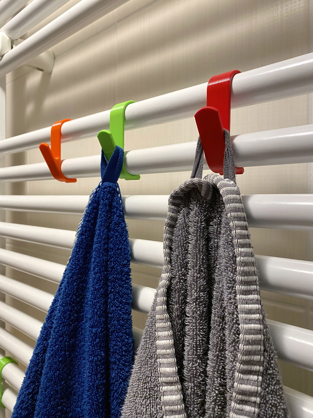 Bathroom Radiator Hook by RePeteeMe Download free STL model