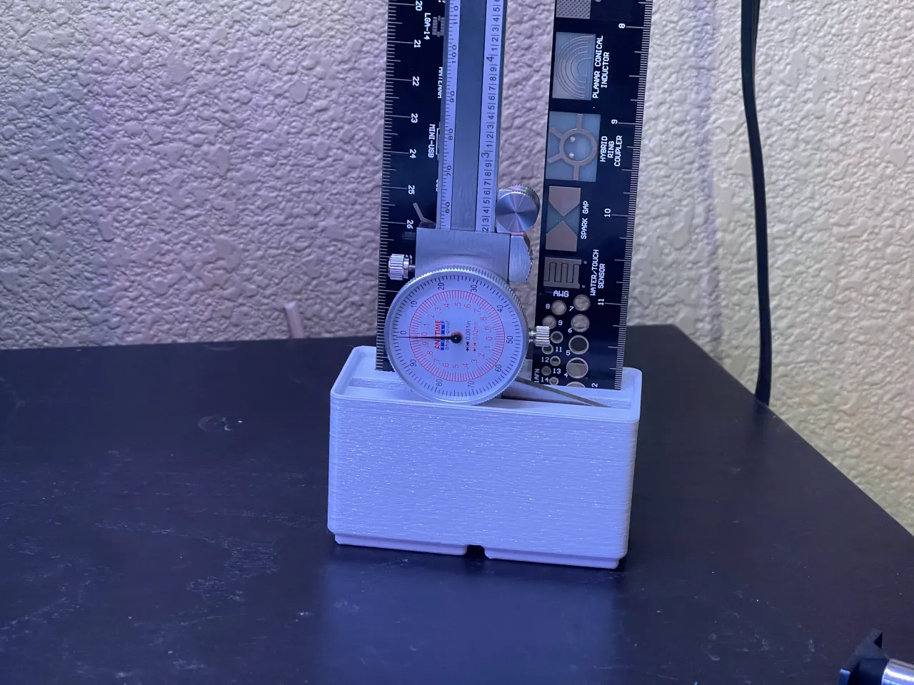Gridfinity Caliper & PCB Ruler Storage by atucom | Download free STL ...
