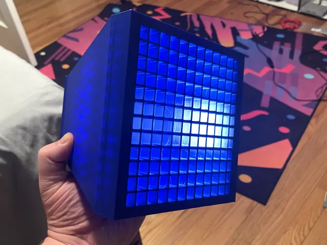 DIY Lightbox with magnetically attached grid