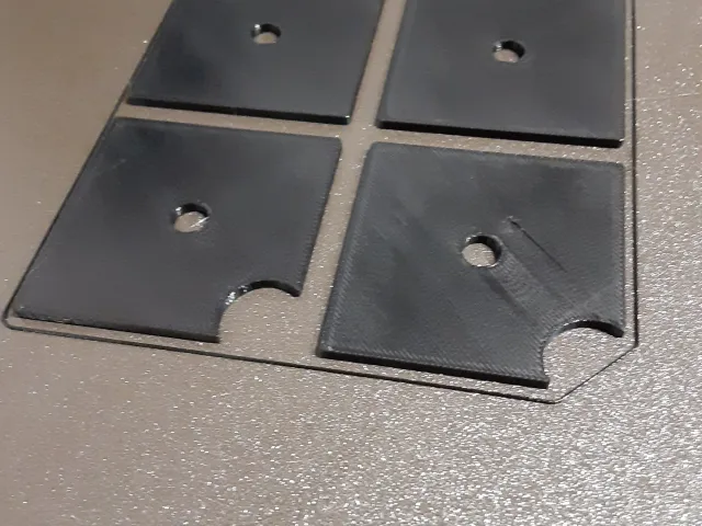 Lack enclosure bottom corner spacer