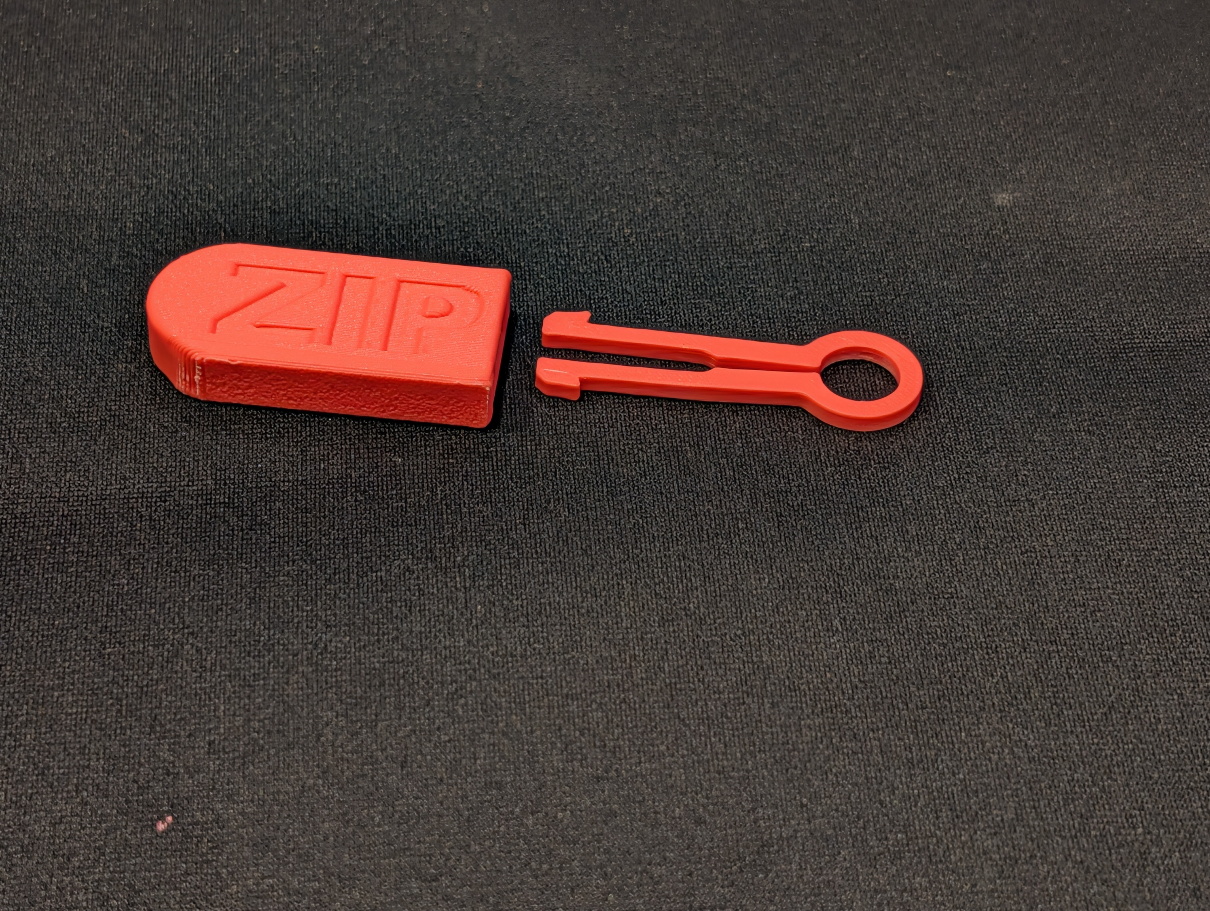 Miniatura 2 do modelo 3D The ZIP zipper pull