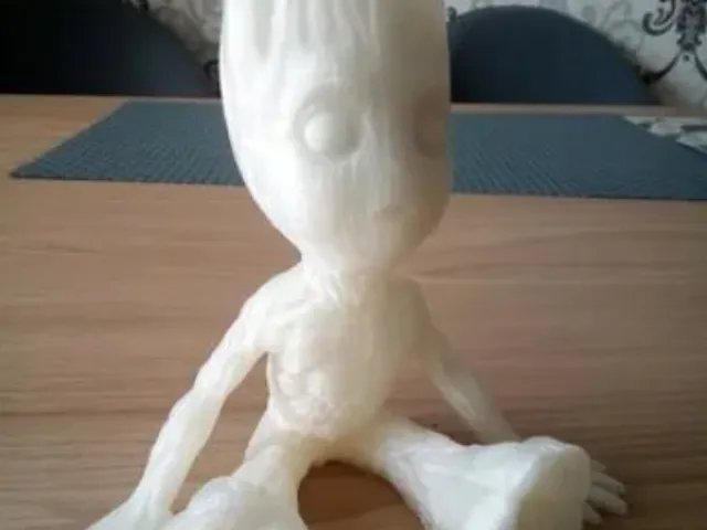 Self watering baby groot plant pot
