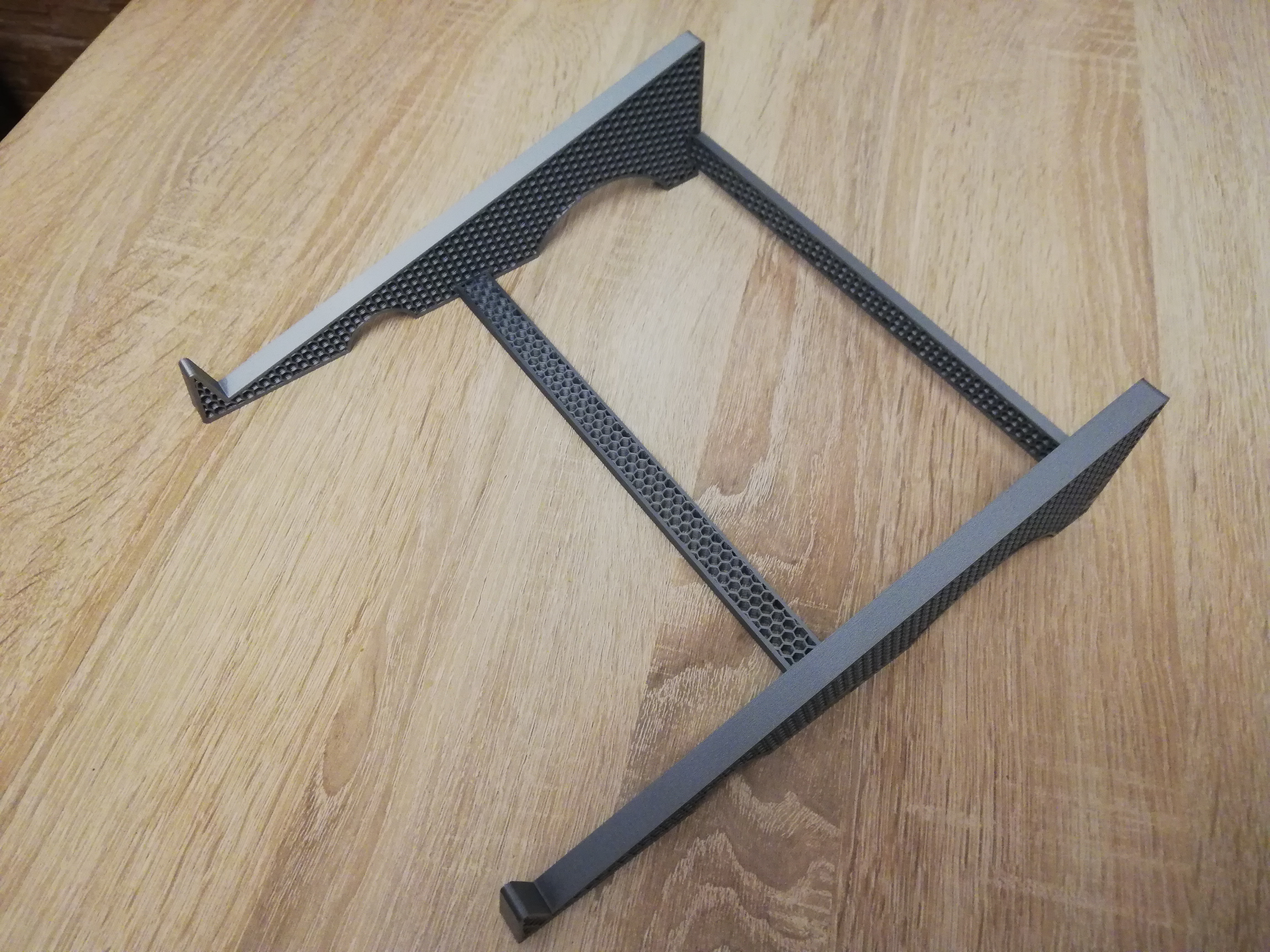 Laptop stand