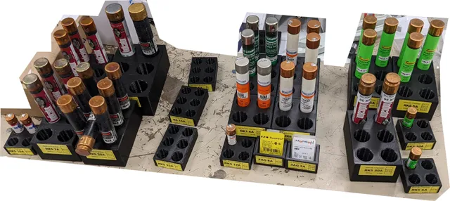 Industrial Fuse Holders. Cartridge fuses and 3AG fuse 5-pack boxes.