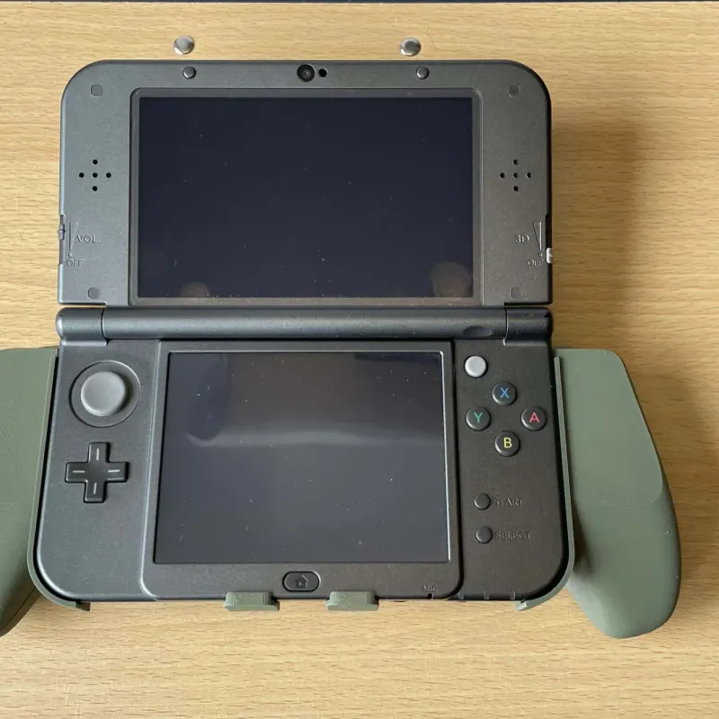 Black popular 3ds Xl with grip