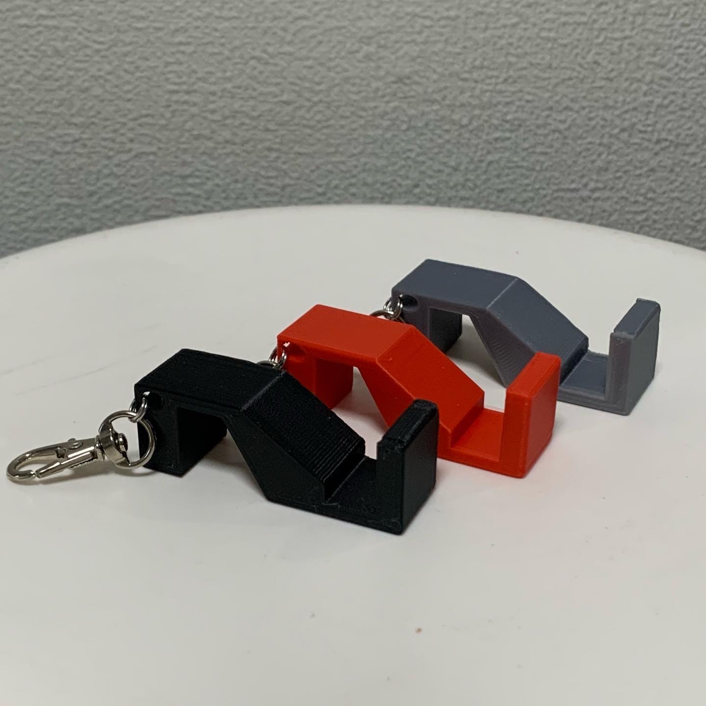3way phone stand keychain