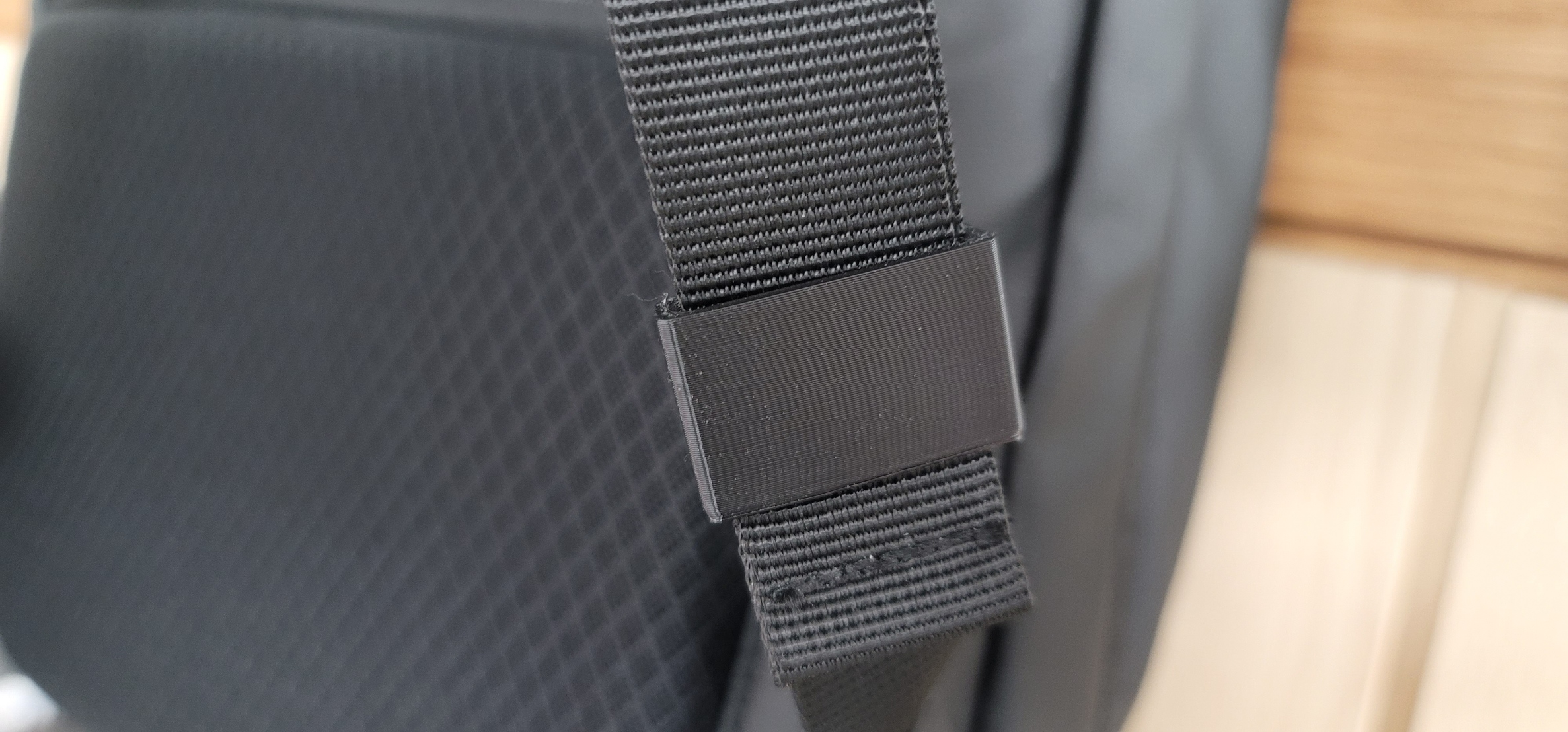Miniatura 2 do modelo 3D backpack strap clip