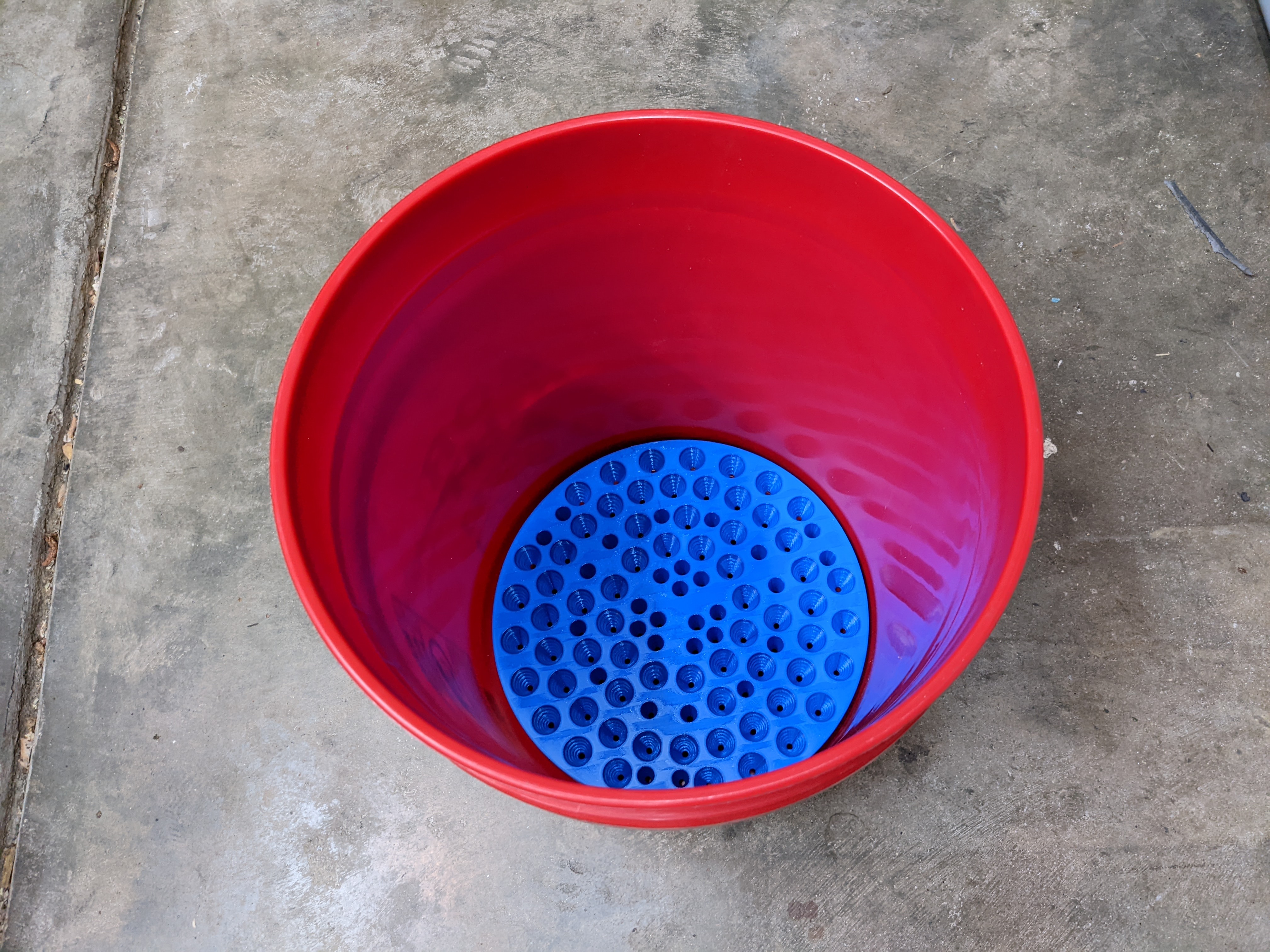 Free STL file Car wash bucket grid・3D printing idea to download・Cults