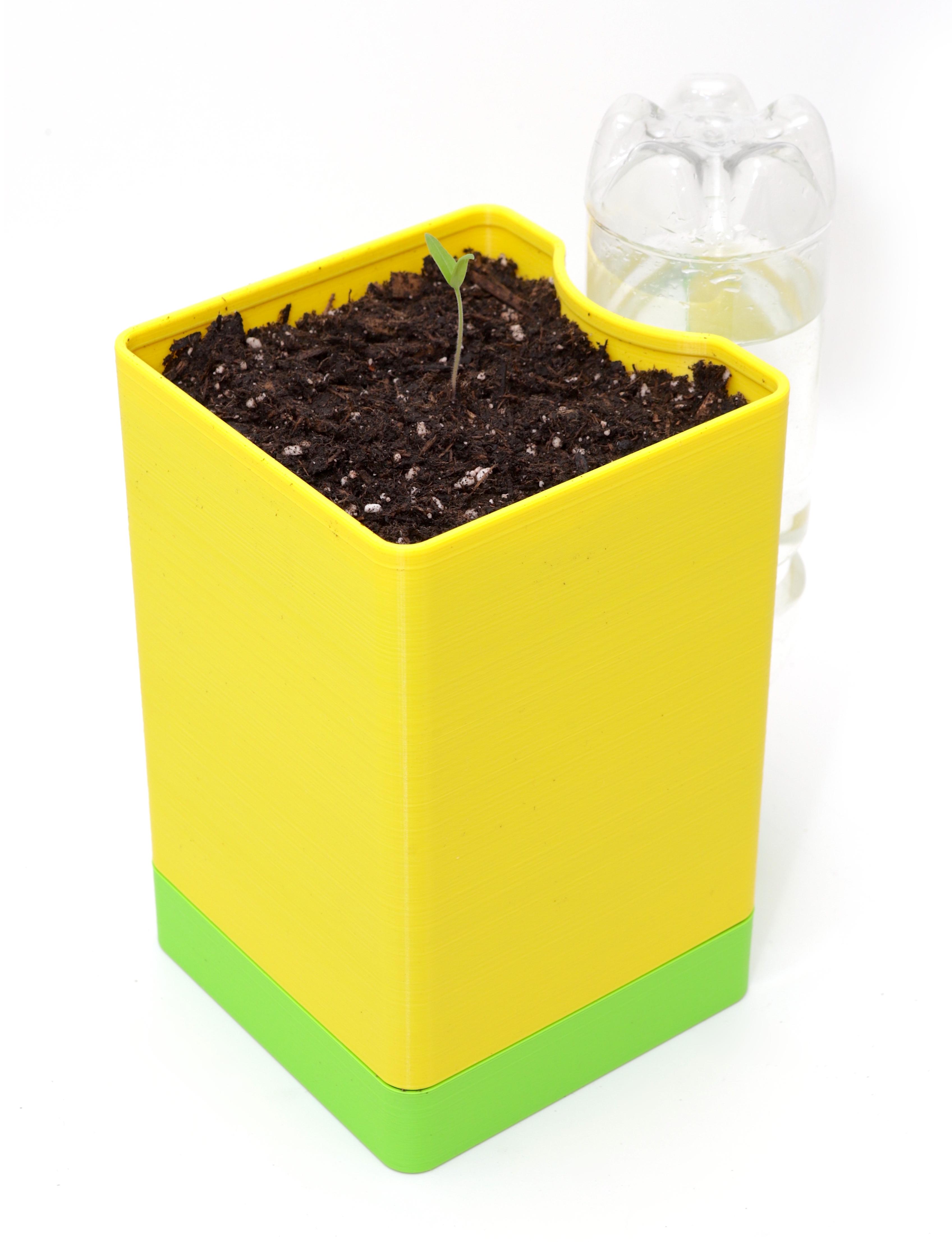 Miniatura 2 do modelo 3D Self Watering Pot/Planter (Parametric)