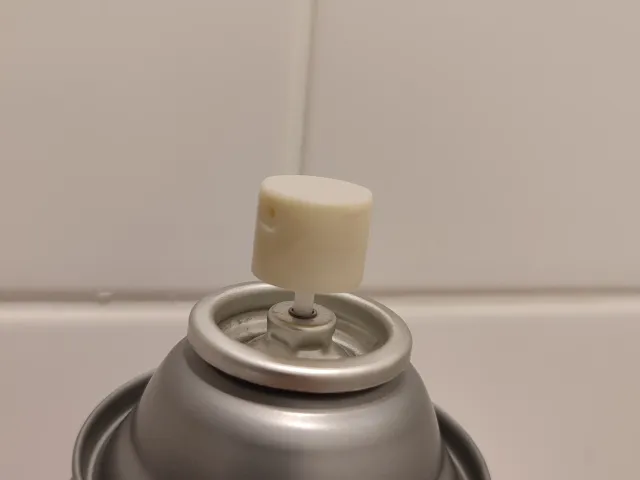 Spray can nozzle