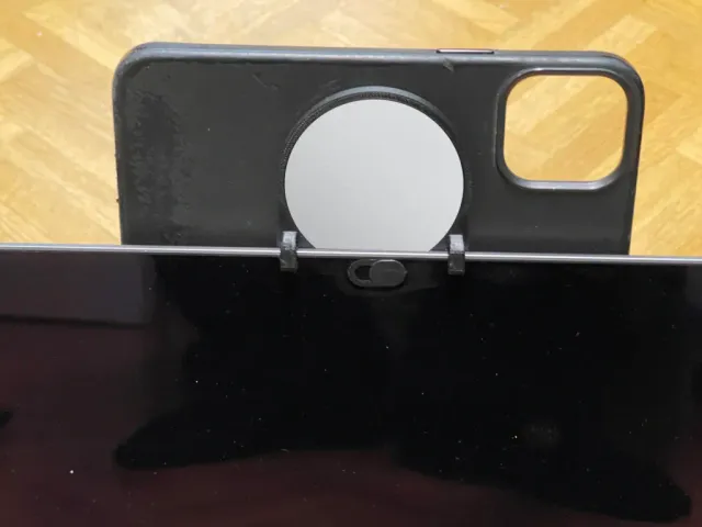 Continuity Macbook pro Magsafe Mount