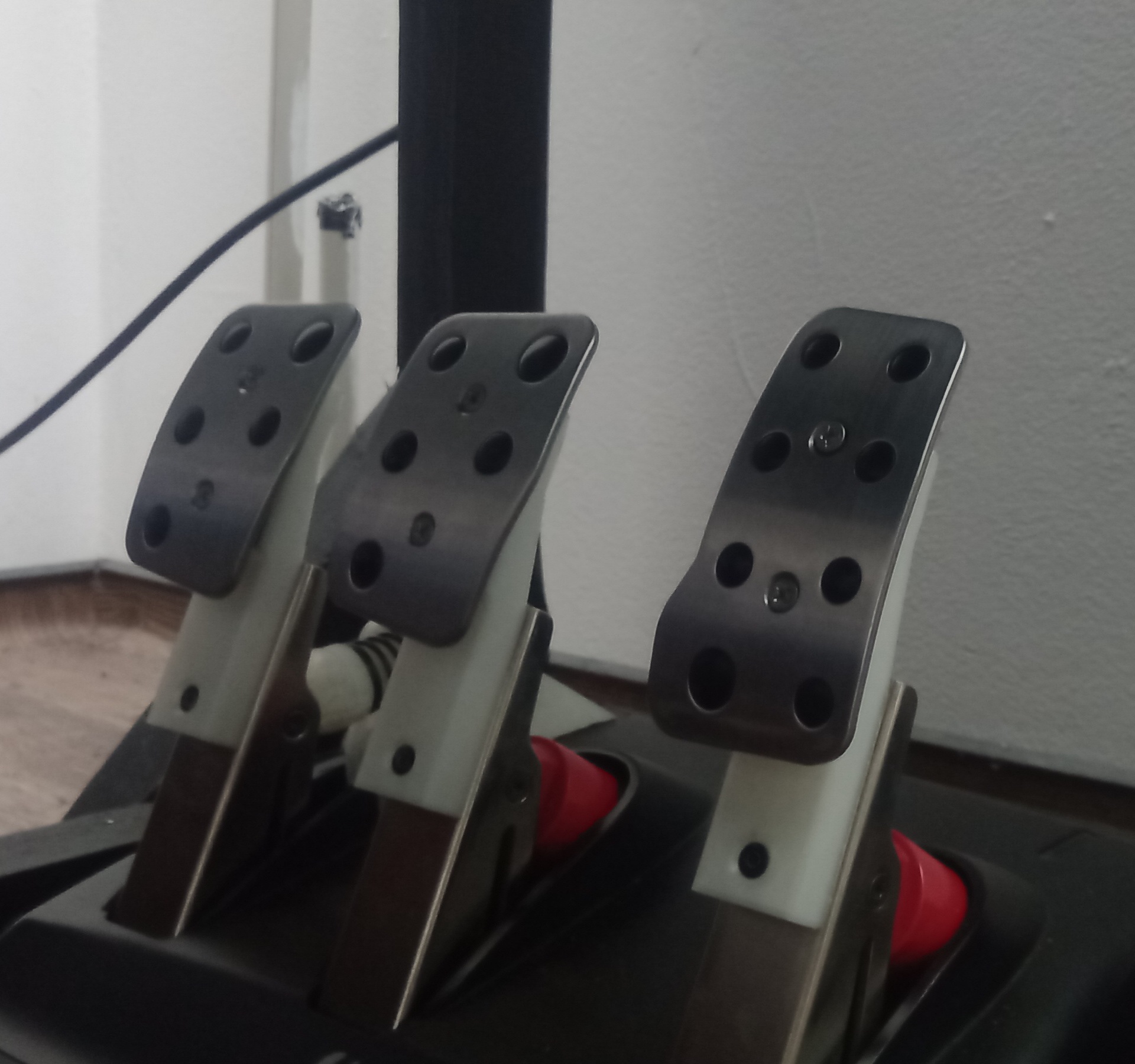 Logitech G25 Pedal Extension by Master_Pie | Download free STL model ...