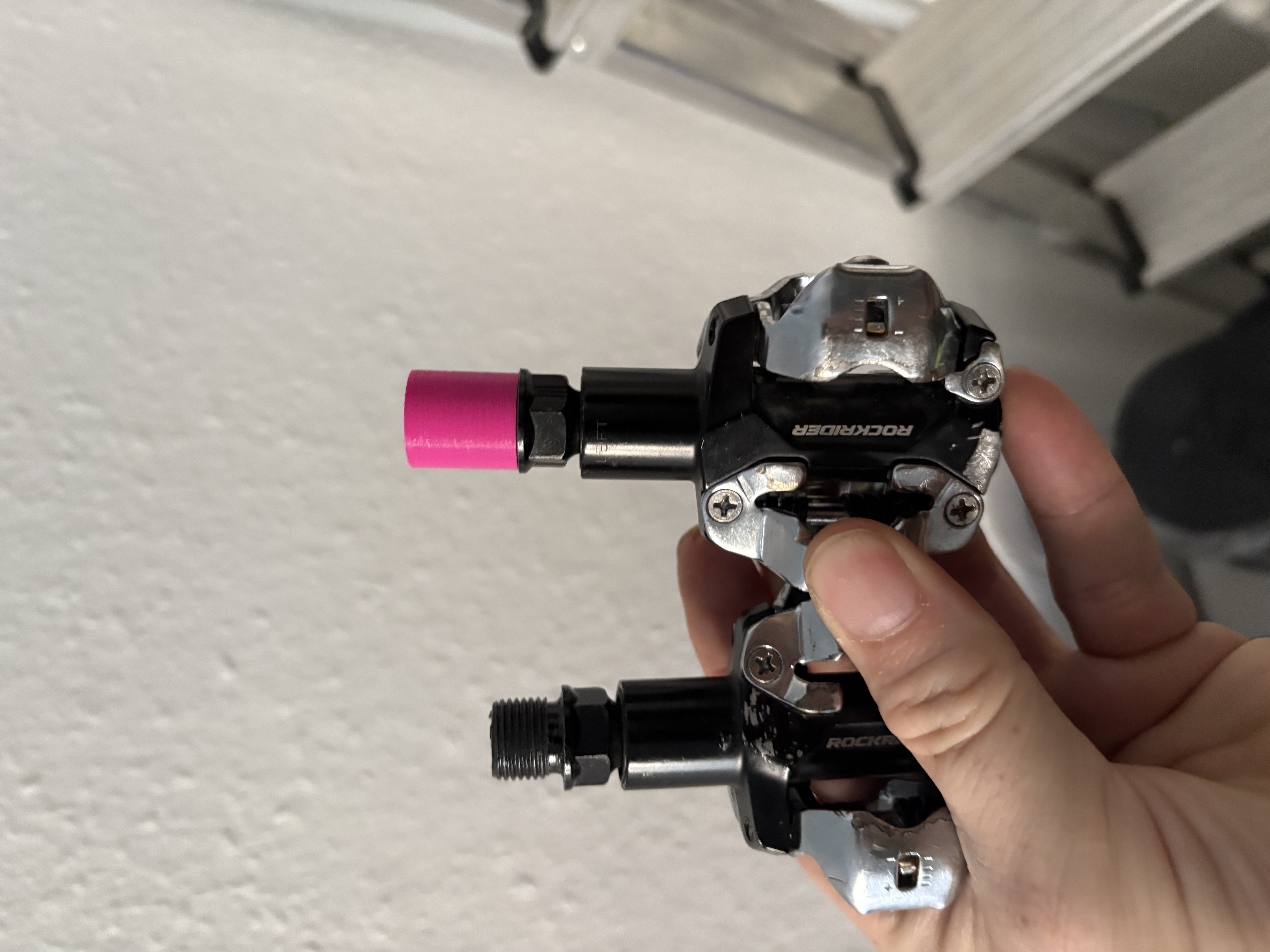 Bicycle pedal axle cap / Pedalachsen Kappe