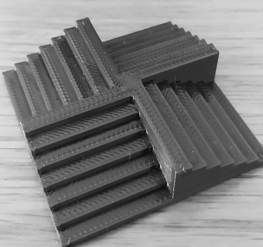 Discrete Pyramid 001