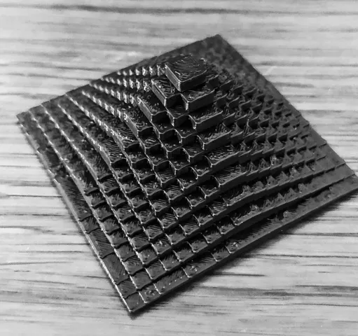 Discrete Pyramid 003