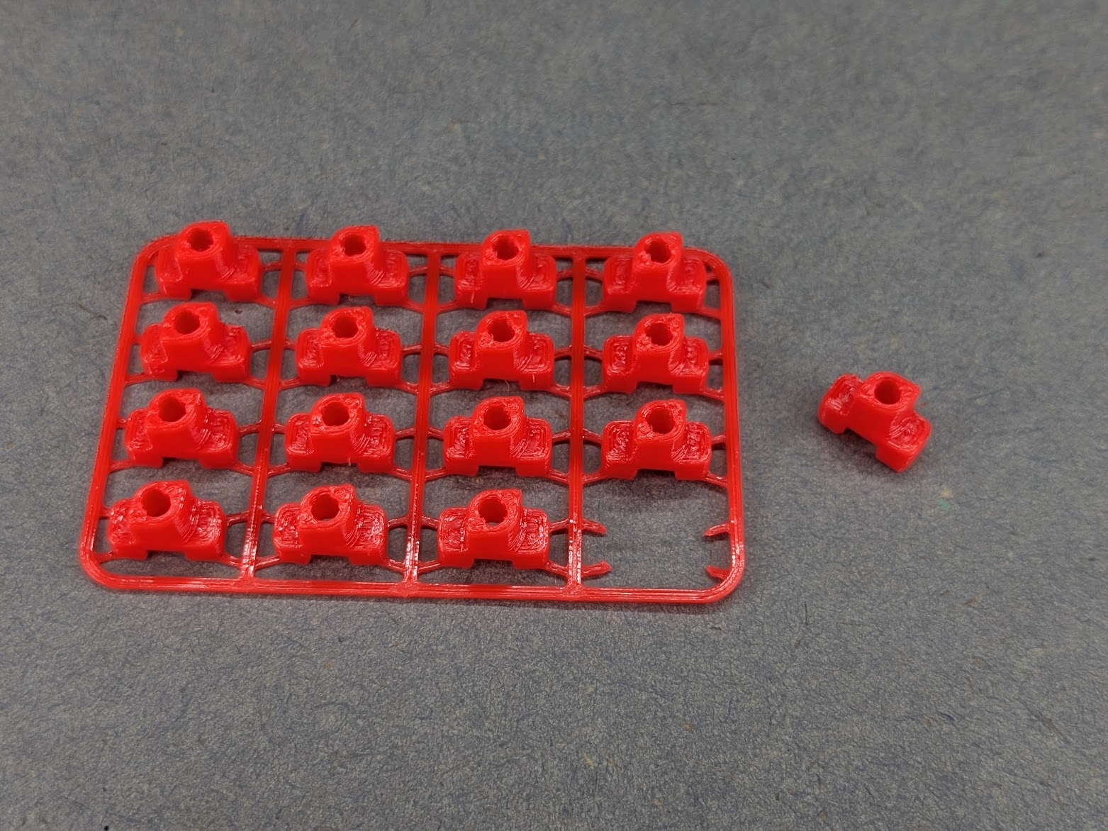 Skadis T-Nuts Mounting System for Ikea Skadis Pegboards — miniatura 4