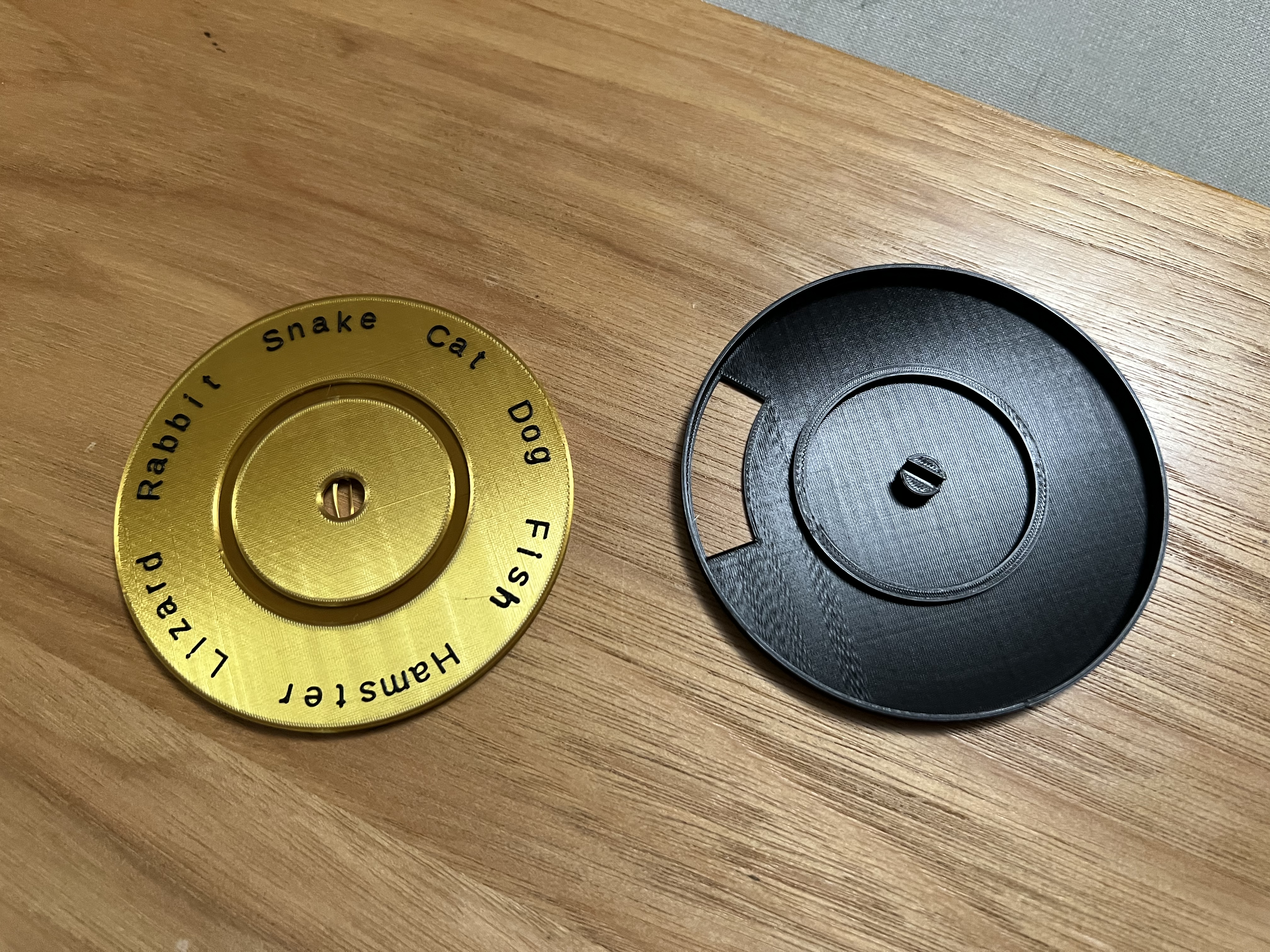 Customizable Rotating Drink Coaster
