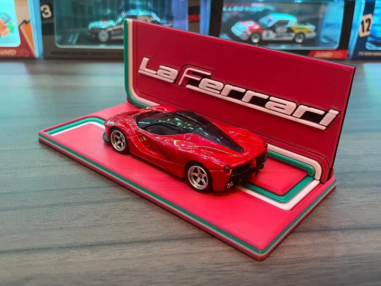 Tomica laferrari cheap