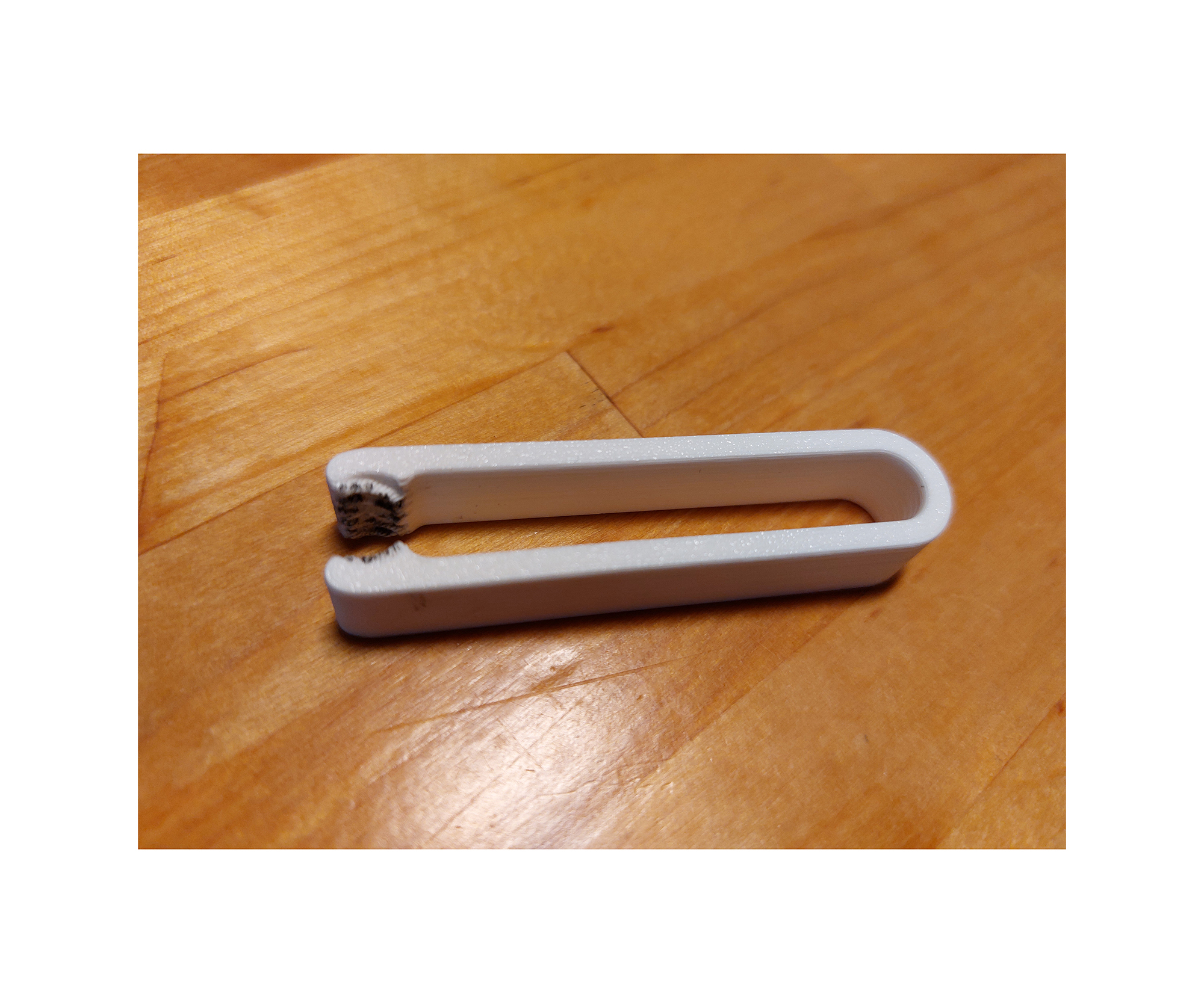 z-axis screw cleaning device