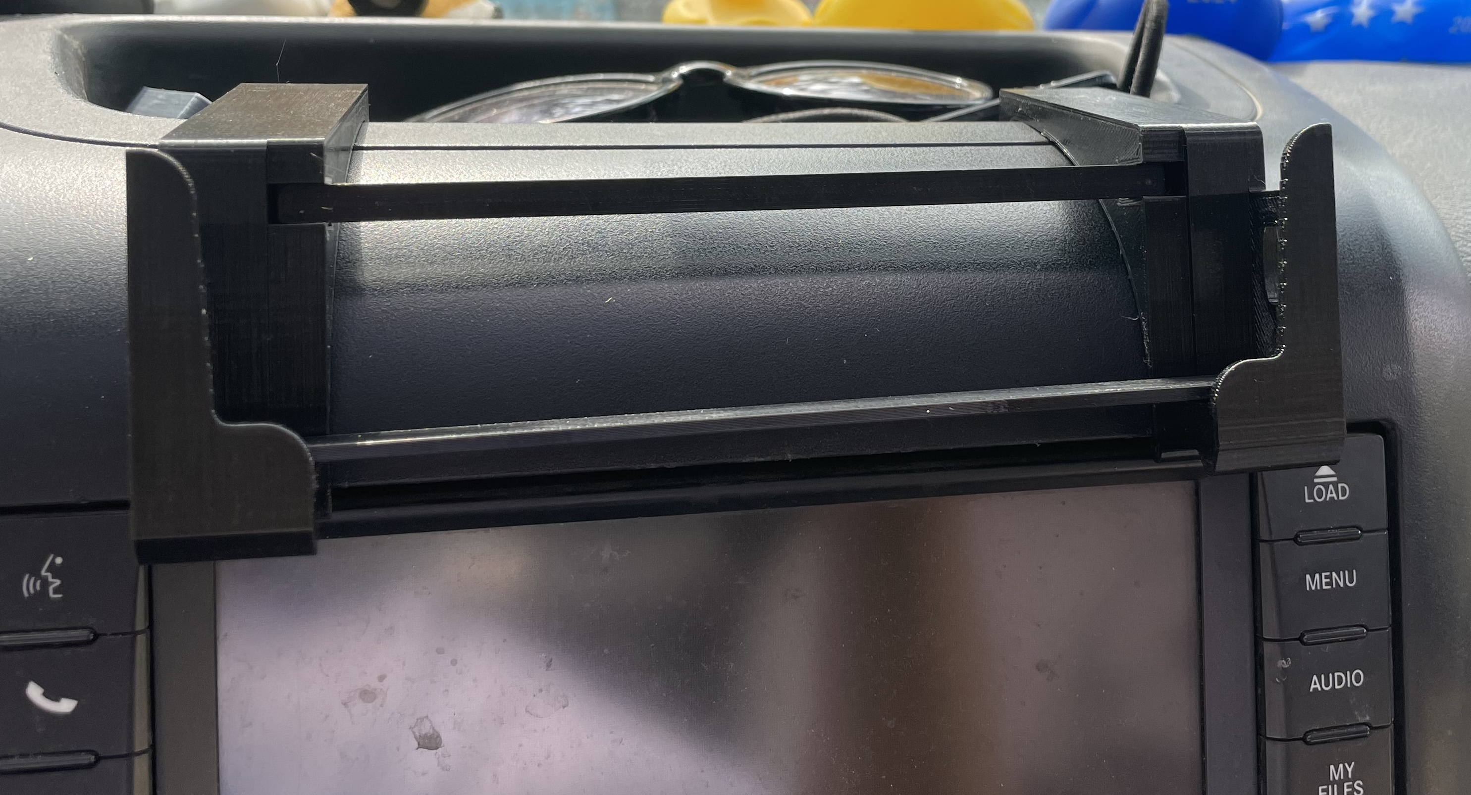 2007-2017? Jeep Wrangler Horizontal Clip-On Phone Holder up to 13.75mm Thick