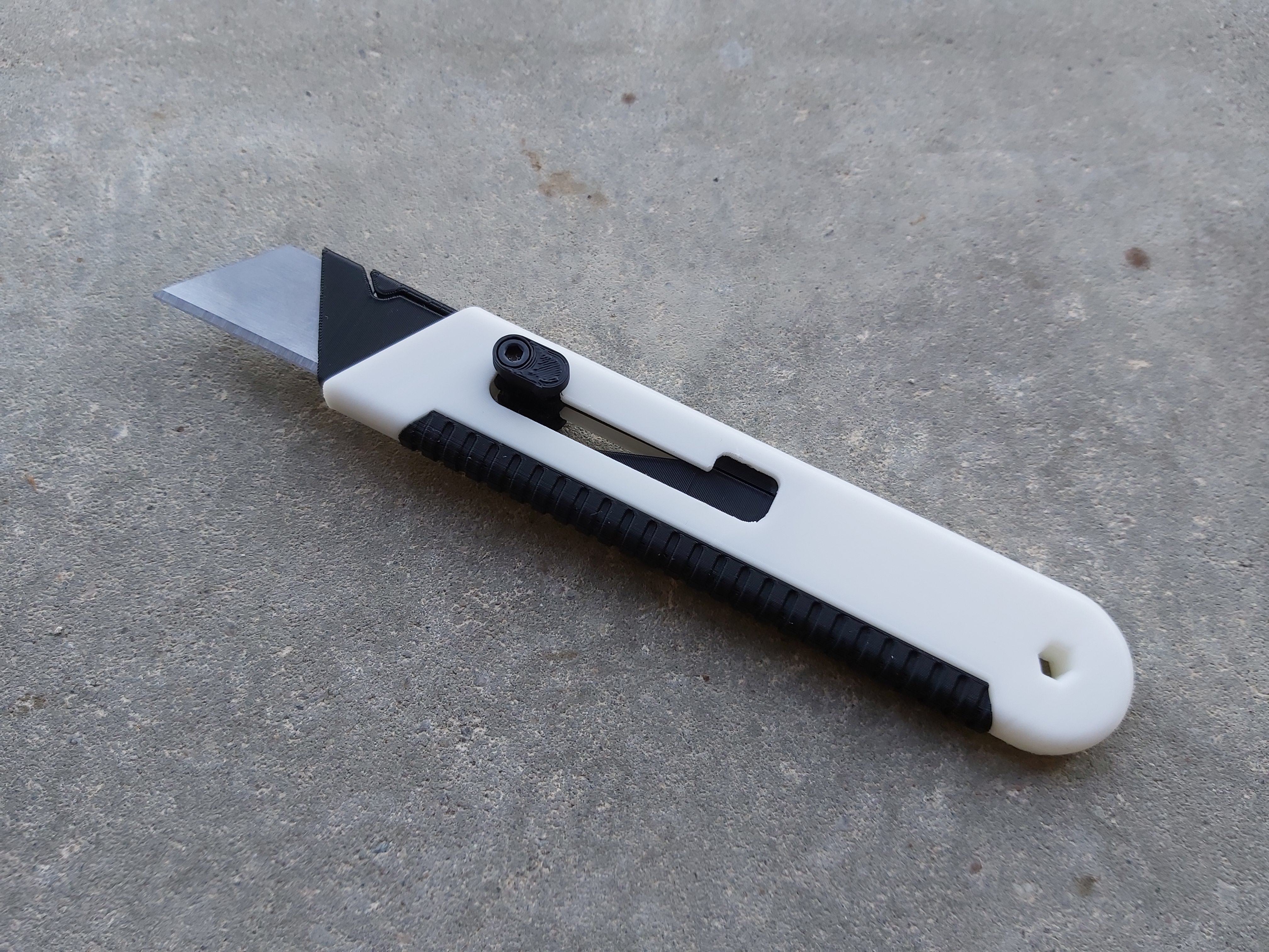 Utility Knife / Box Cutter V.1