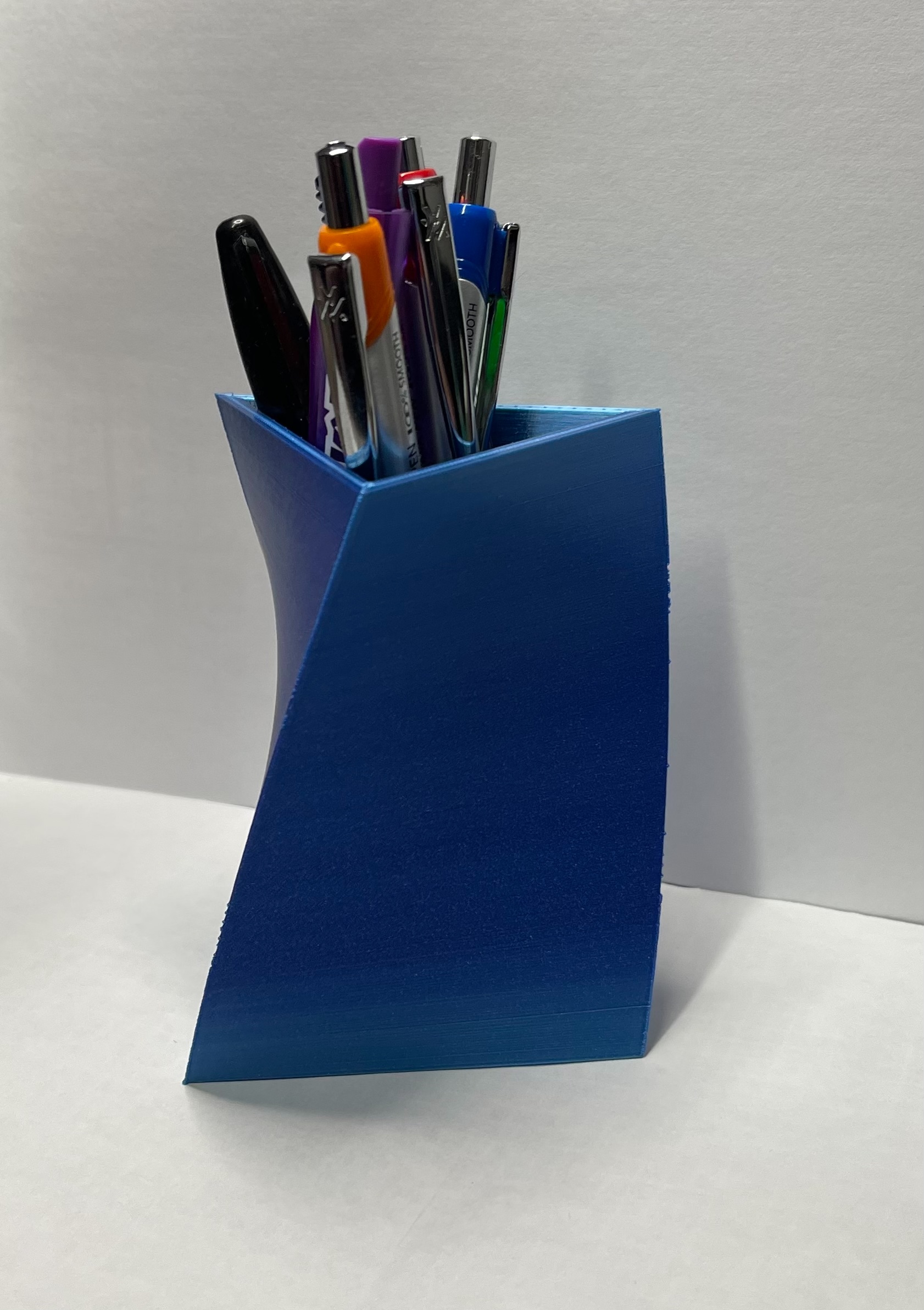 Triangle Pen Cup