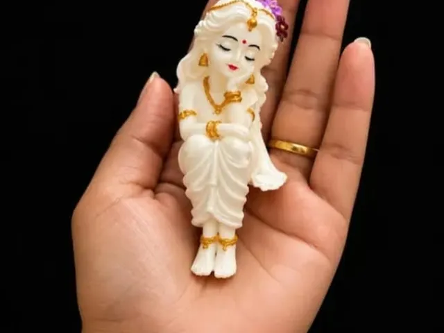 Radha krishna idol