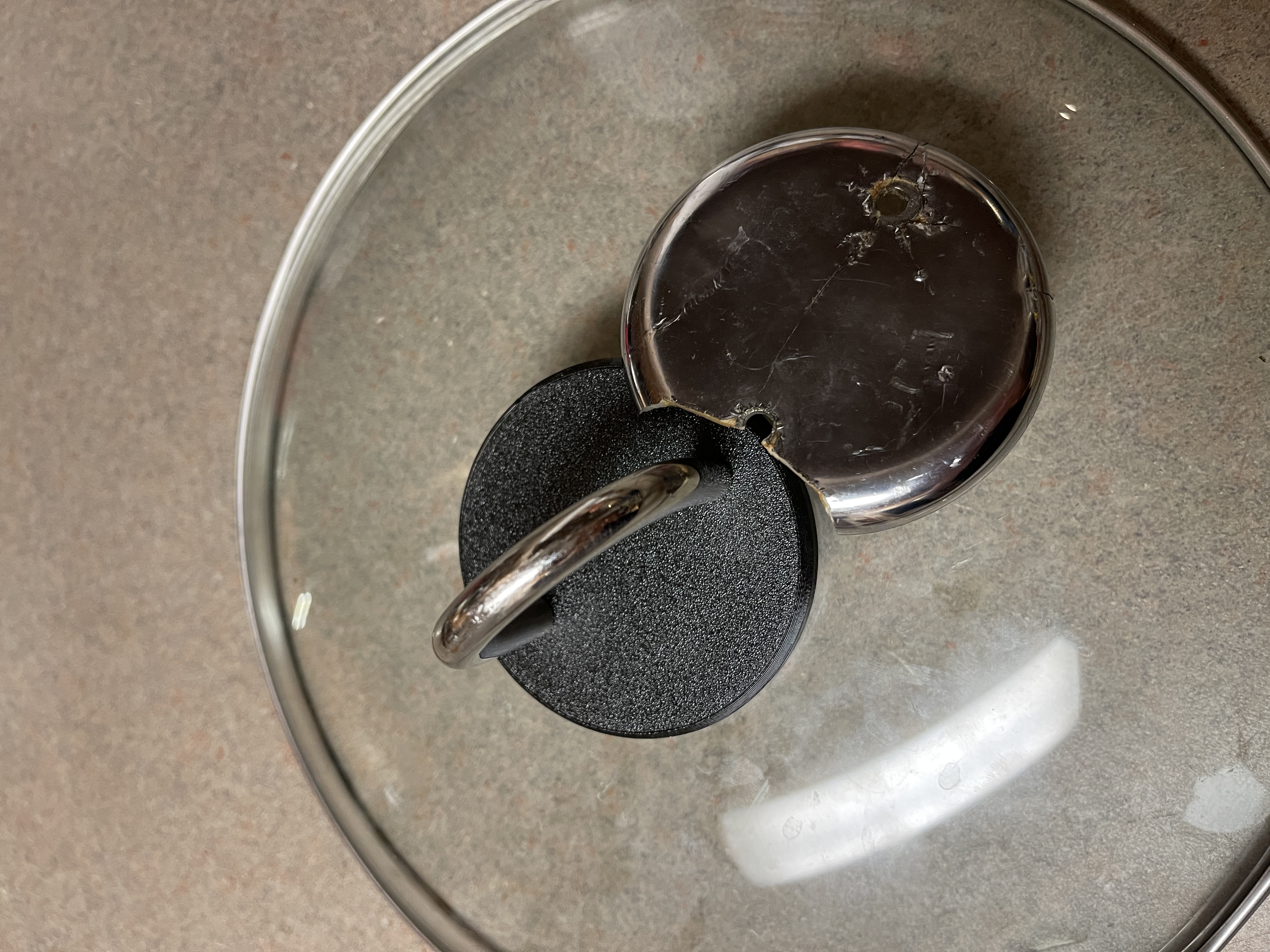Lid spacer for DeLonghi DCP707 slow cooker