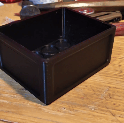 Miniatura 5 do modelo 3D Stackable Storage Box for Miniatures with Compliant Locking System