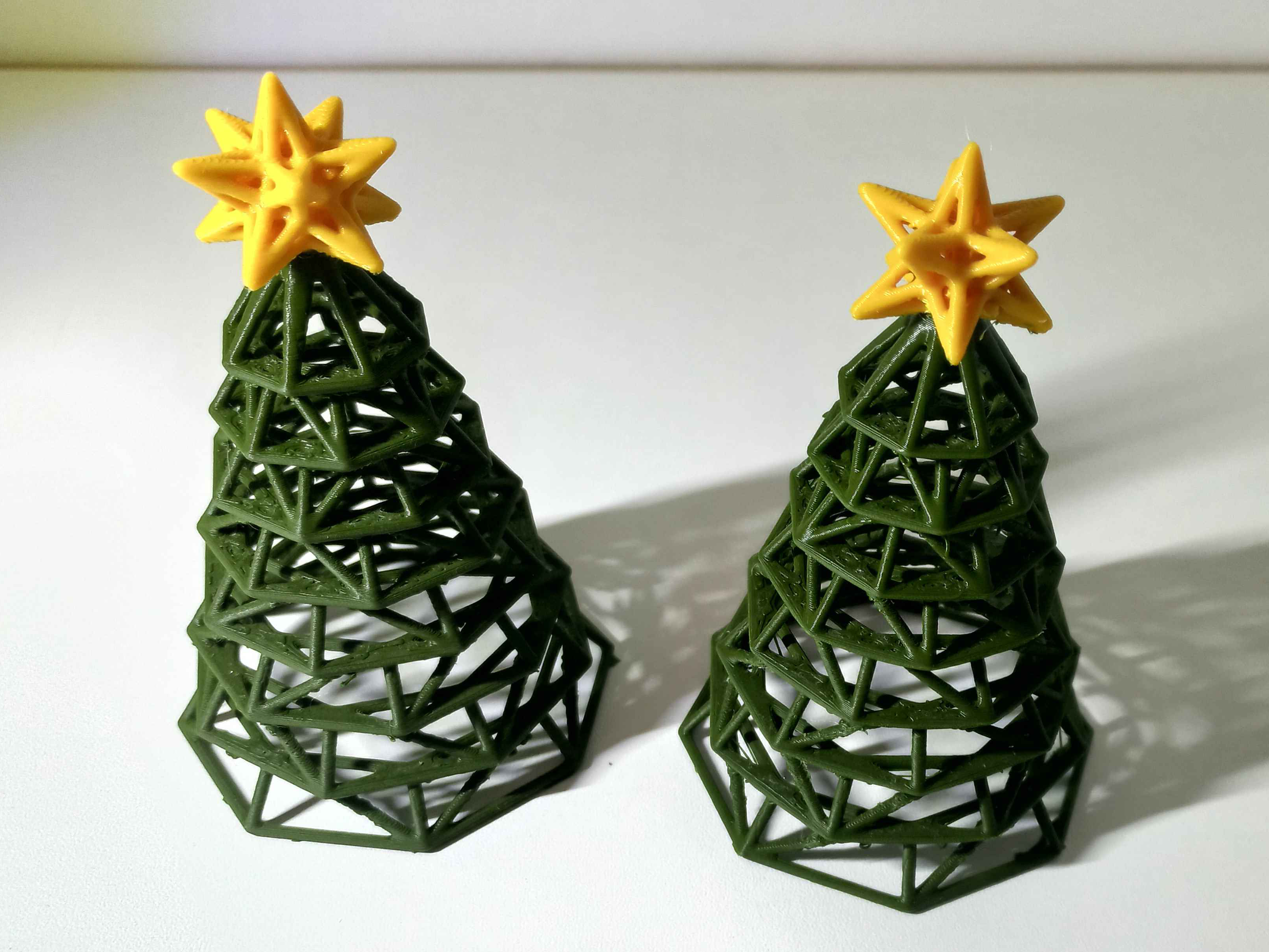 Wireframe Christmas Tree — miniatura 3