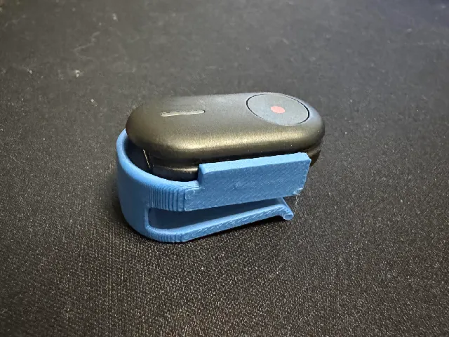 Insta360 Mini Remote Hat Clip