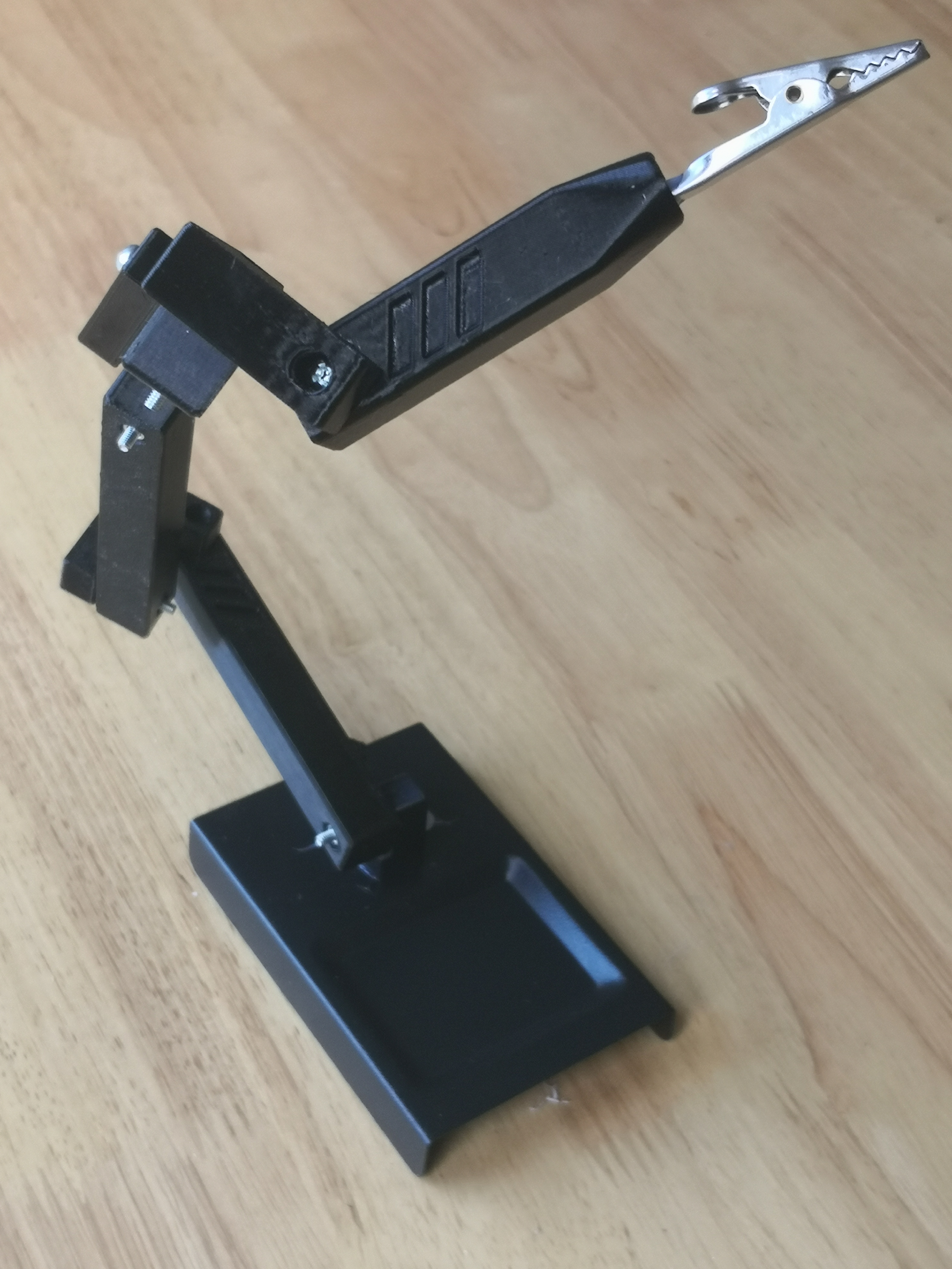 Articulated, adjustable, 3D printed arm