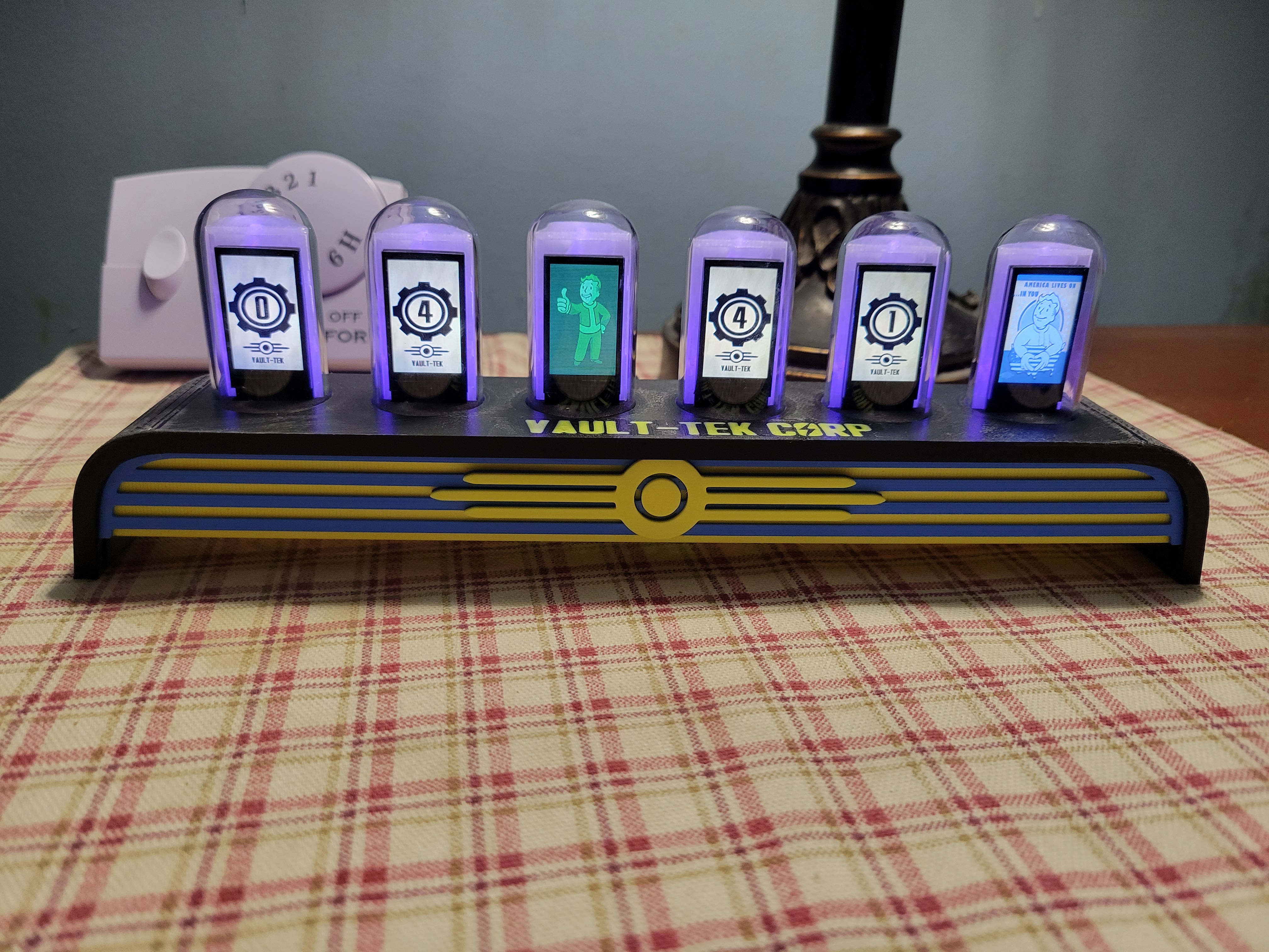 FALLOUT 4 Faux Nixie Tube Clock Case