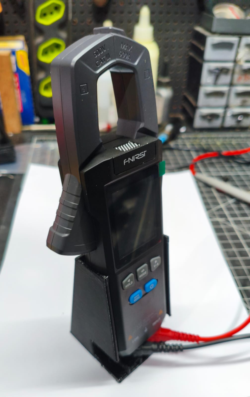 Table Stand Fnirsi DMC-100 (Suporte de mesa para amperimetro multimetro Fnirsi DMC-100)