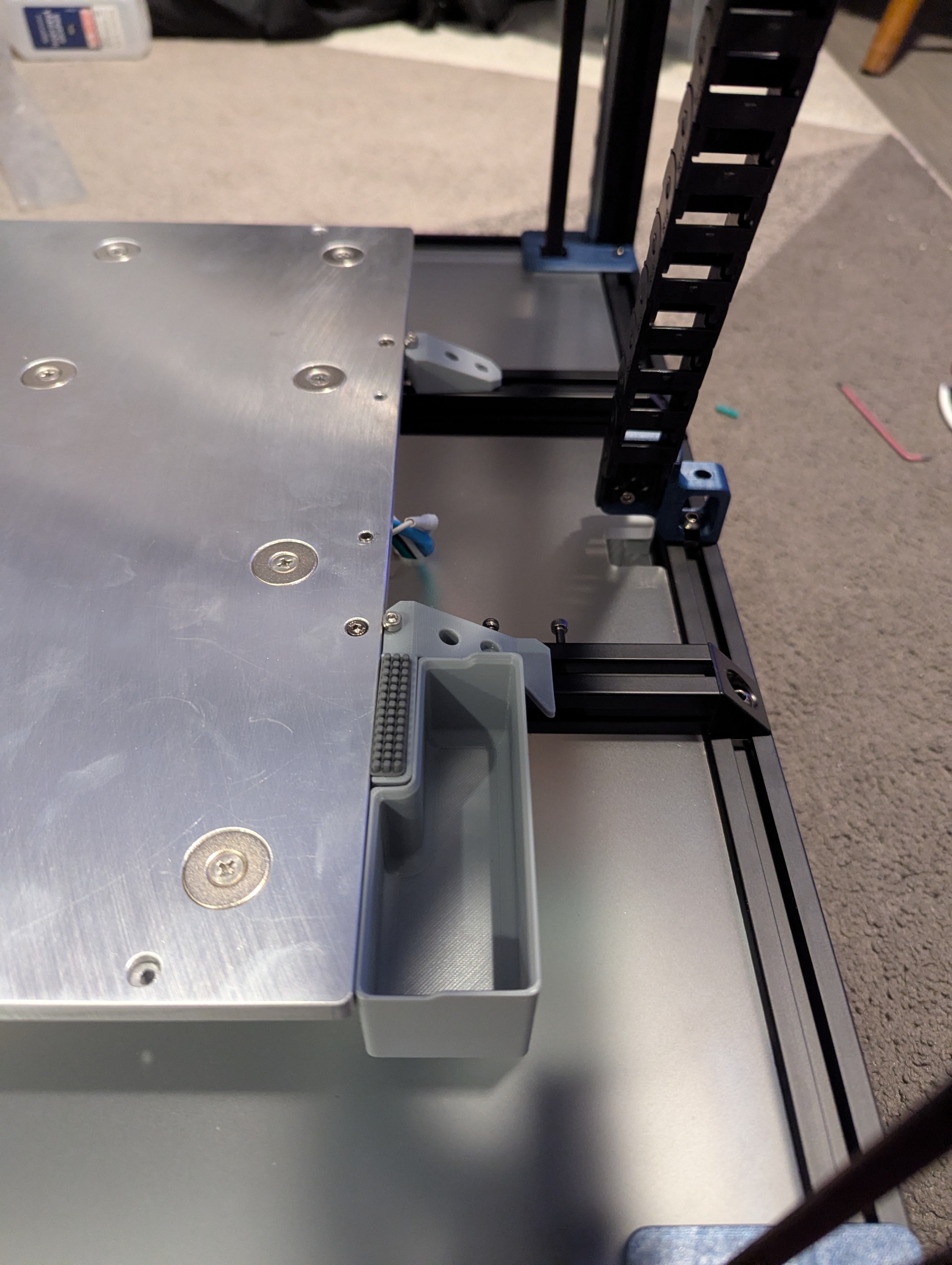 Remix: Voron 2.4 Silicone Nozzle Scrubber w/ Sheet Stops