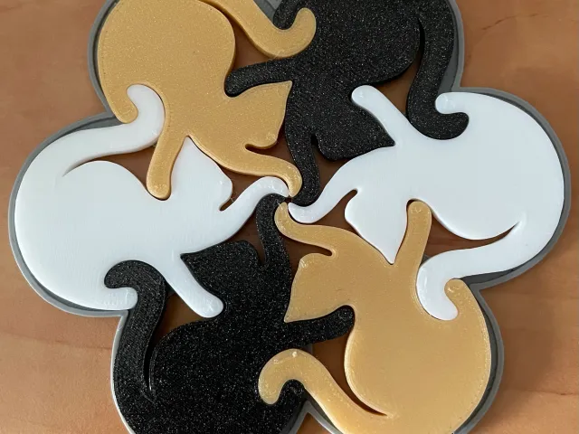 Puzzle Cat Coaster + support