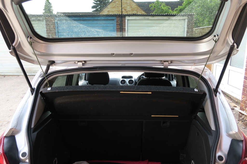 Vauxhall Corsa D Parcel Shelf Strap Clips — thumbnail 2