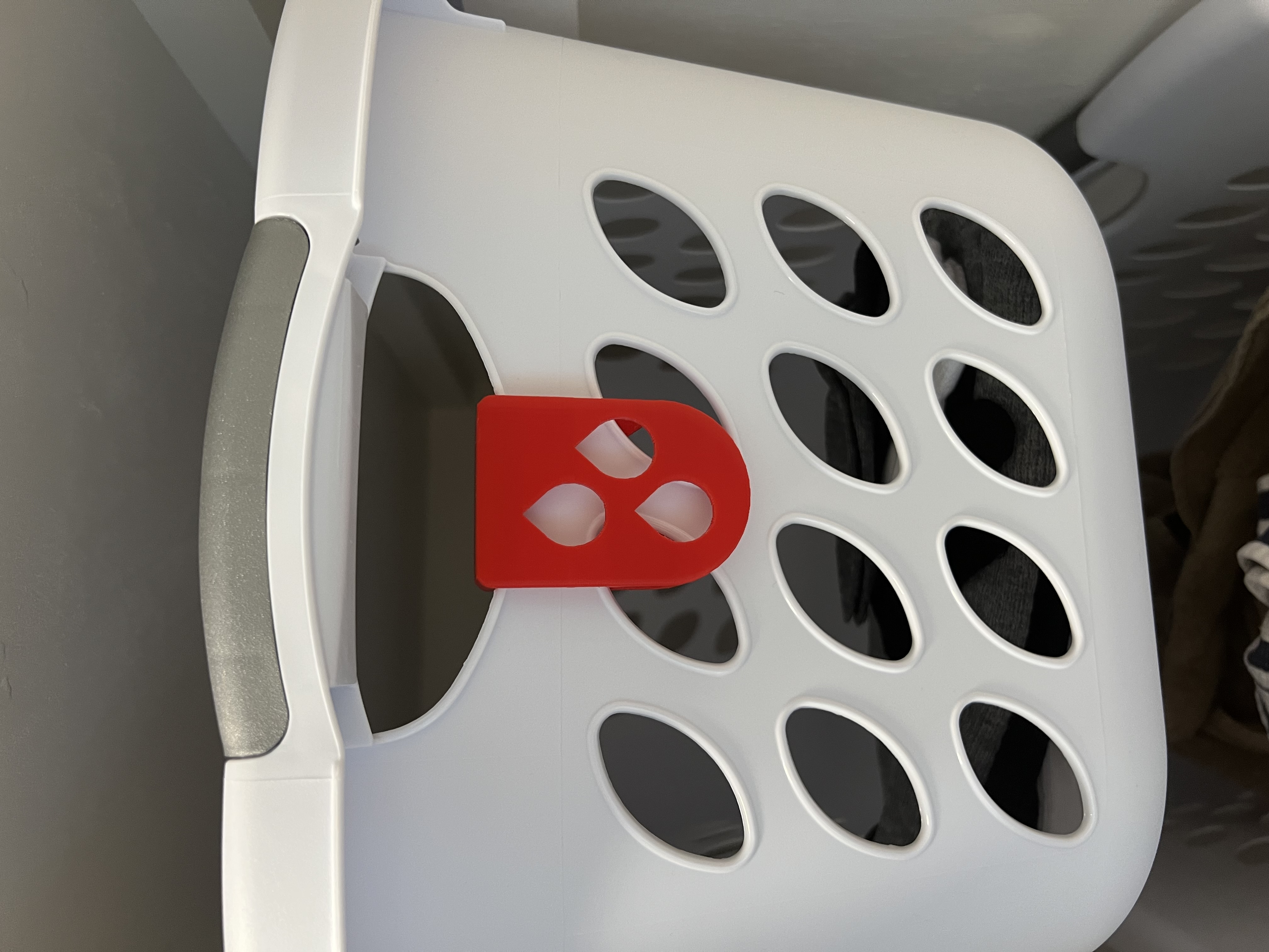 Laundry Basket Status Sign Clip