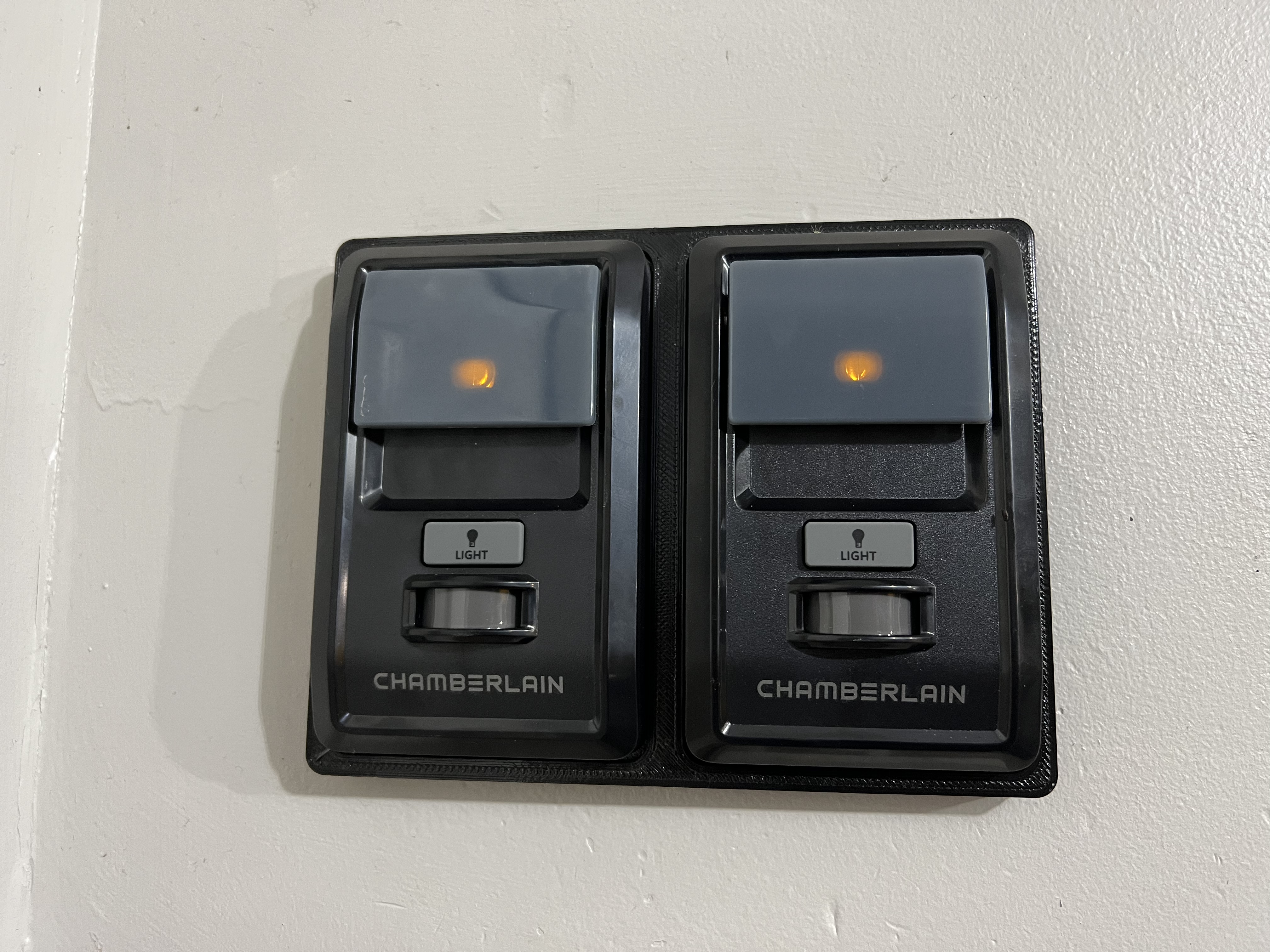Plate for multiple Chamberlain/Liftmaster/Sears Garage Door Opener Wall Controls