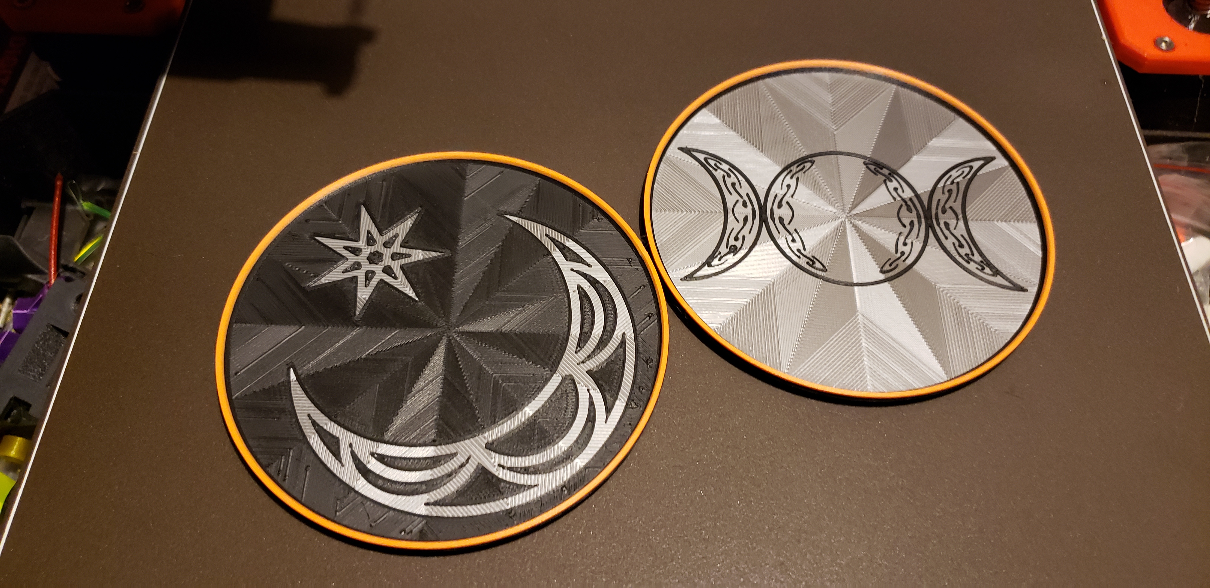 Miniatura 5 do modelo 3D Sun, Moon, & Star Coasters
