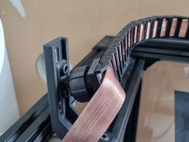 Ball joint cable chain rear mount