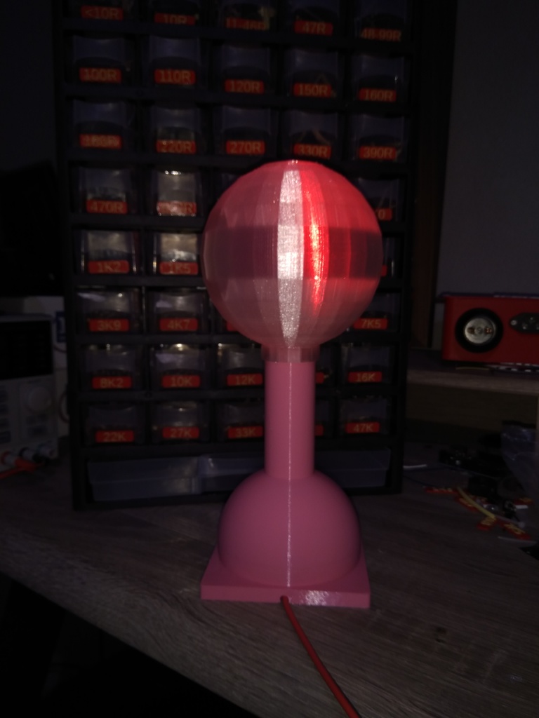 Miniatura 2 do modelo 3D Spherical IoT-lamp 2