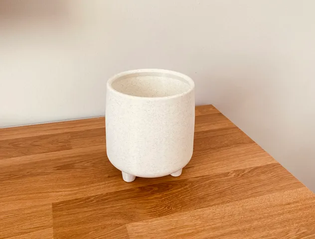 Elegant Tripod Flower Pot