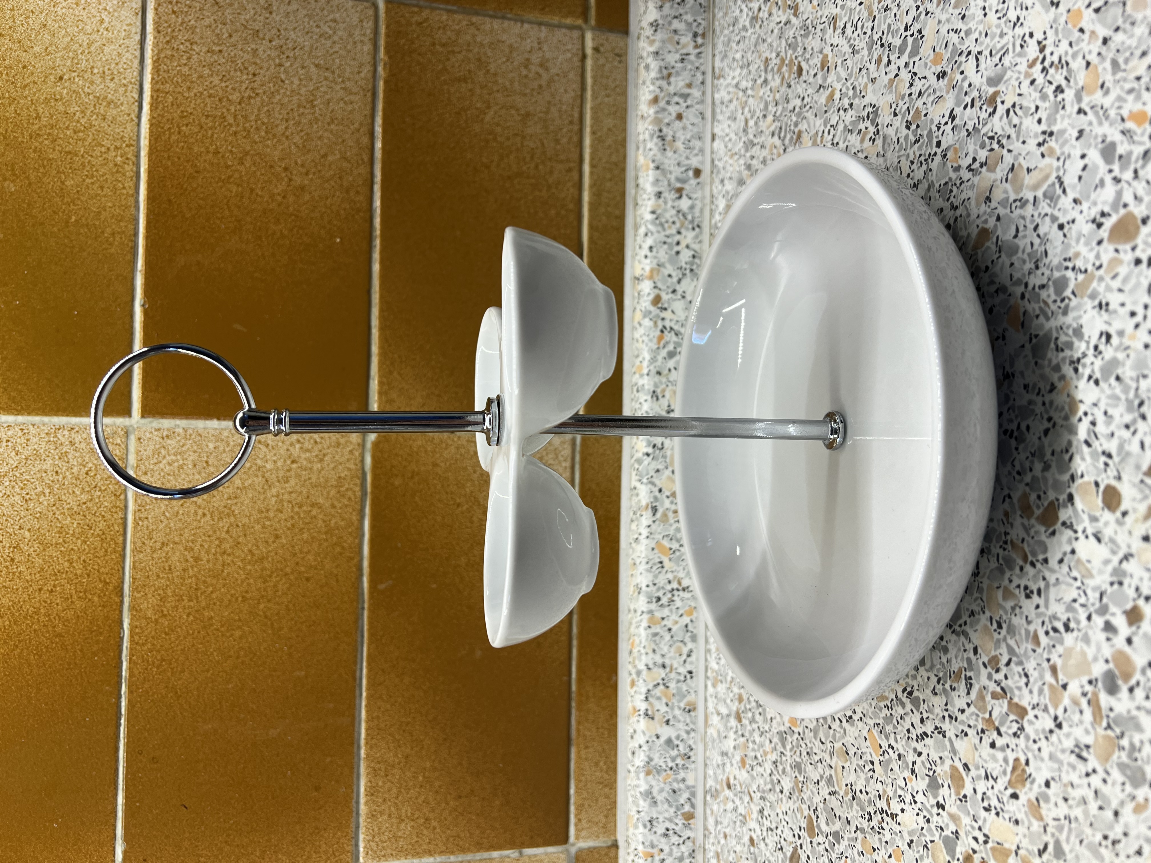 Miniatura 5 do modelo 3D Construct support for porcelain cake stand