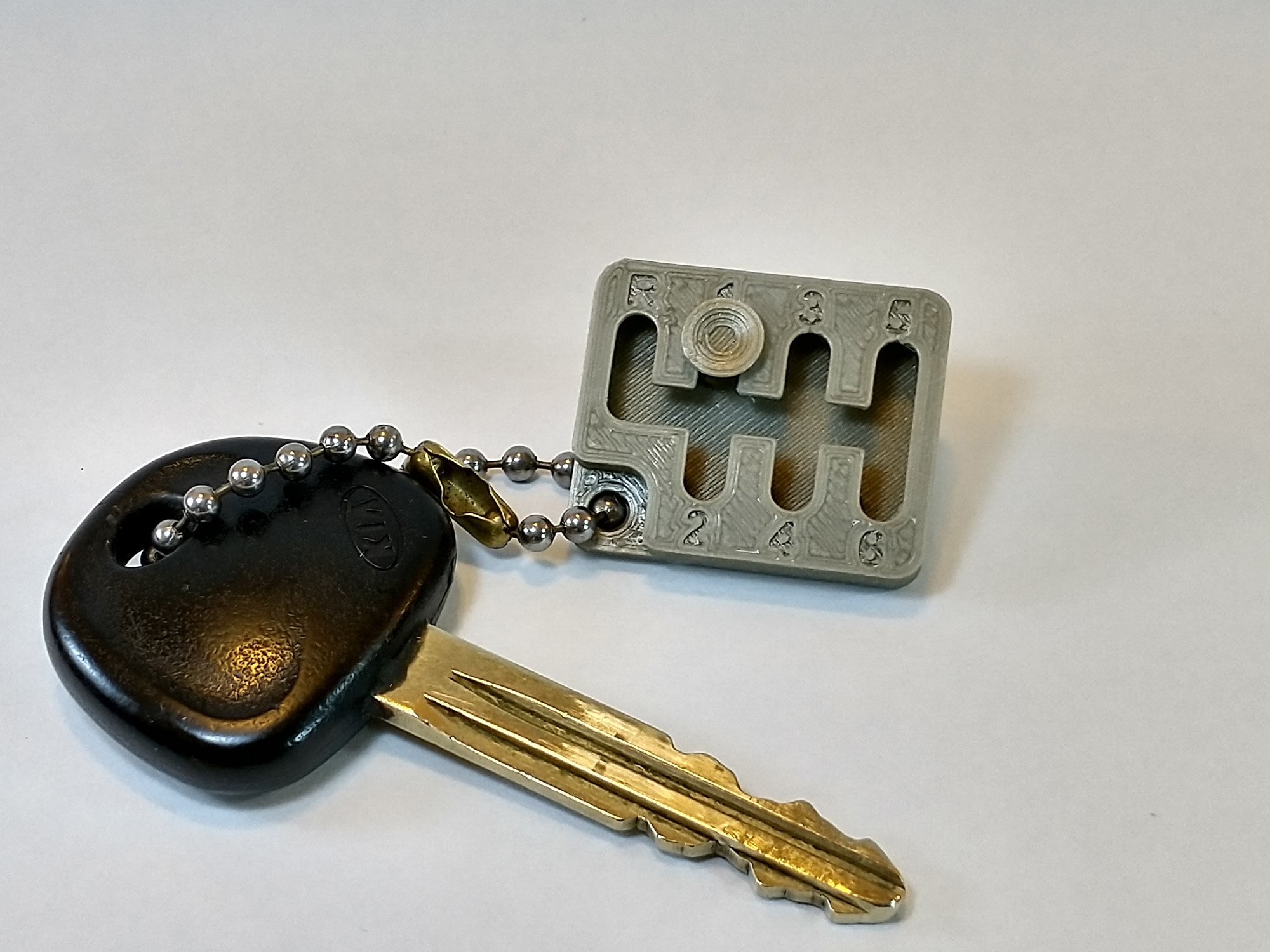Six-Speed Keychain Shifter (print-in-place)