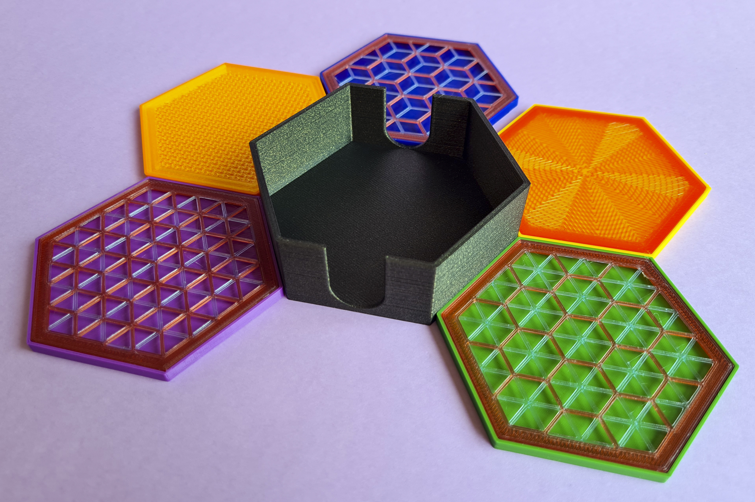 Miniatura 19 do modelo 3D Geo-parametric coaster + holder + modifiers