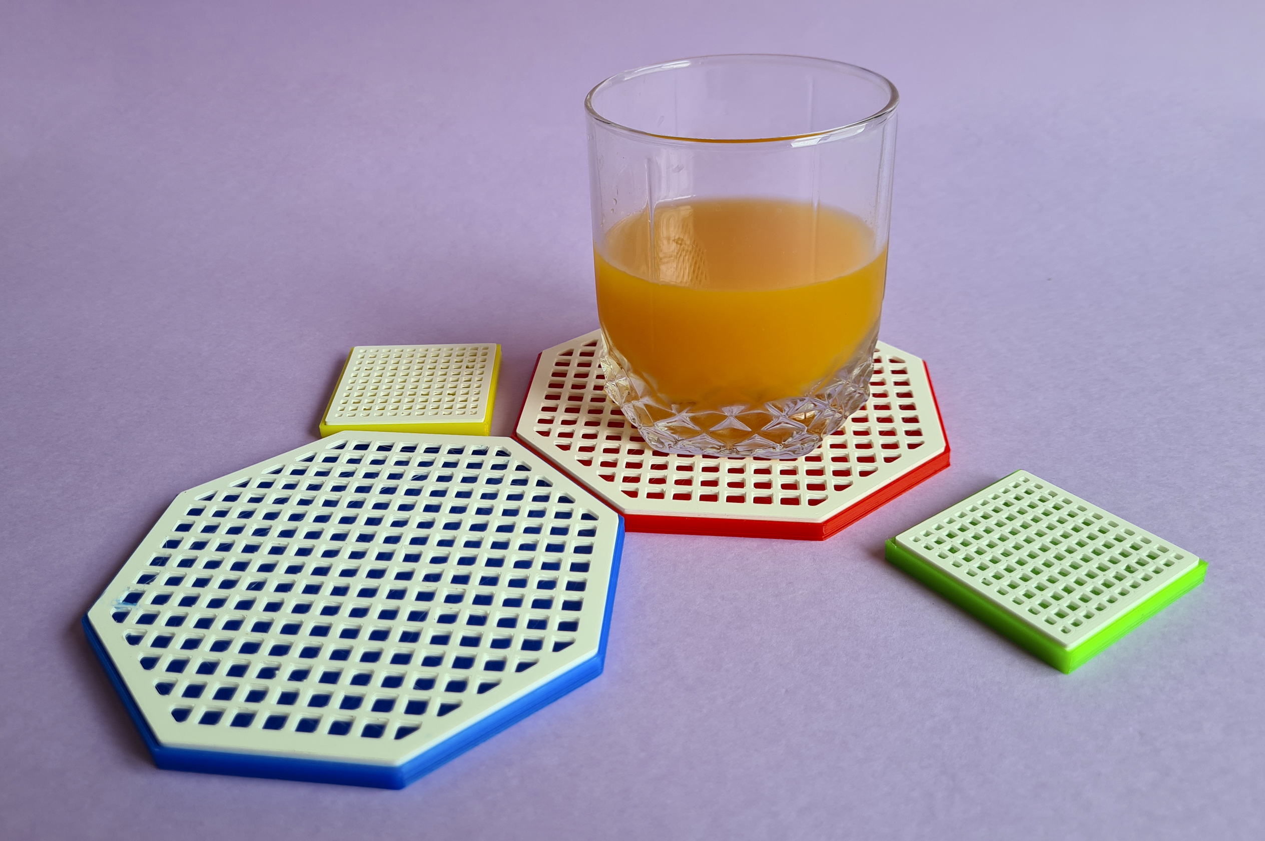 Miniatura 21 do modelo 3D Geo-parametric coaster + holder + modifiers