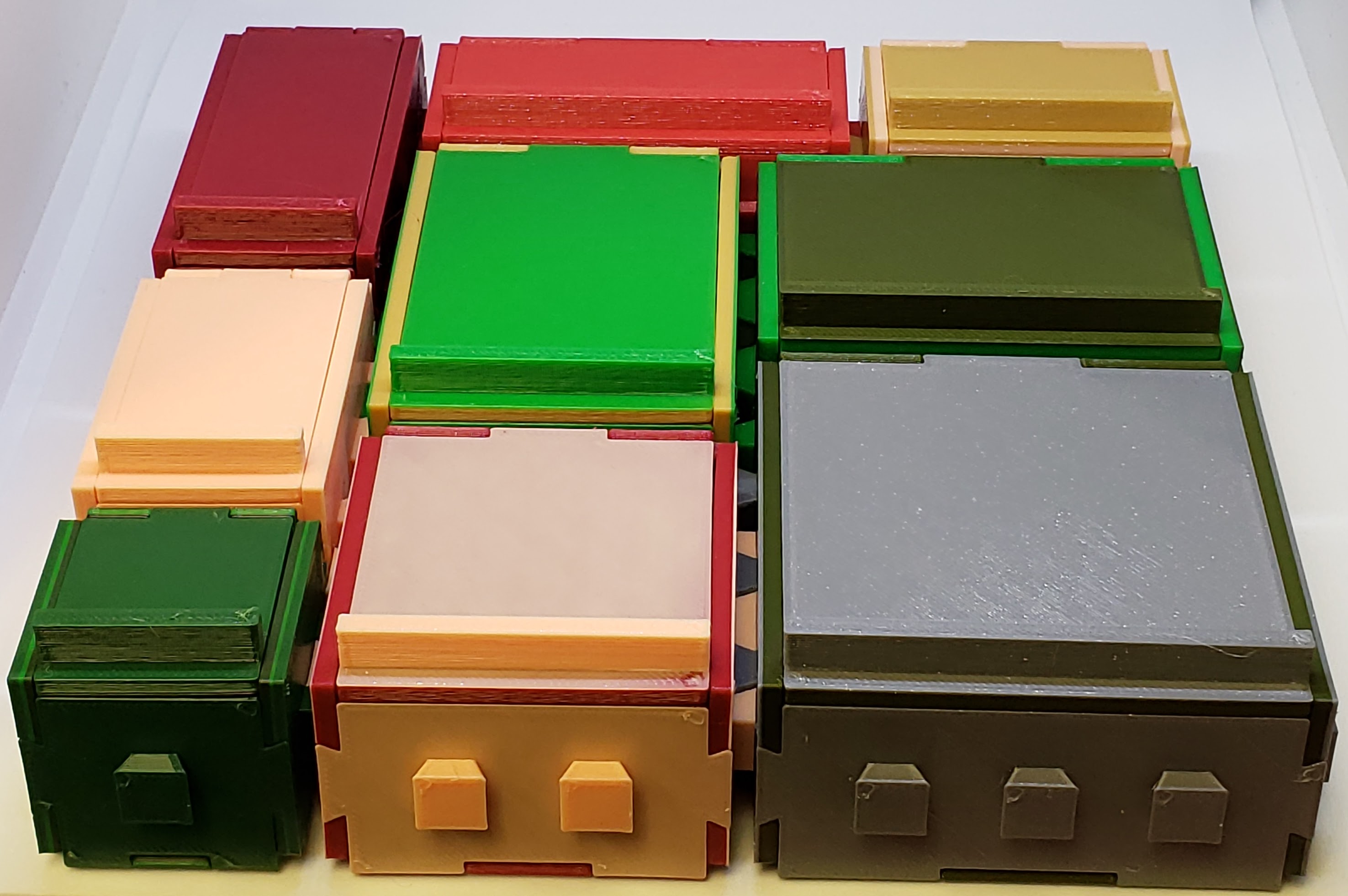 Modular interlocking storage boxes