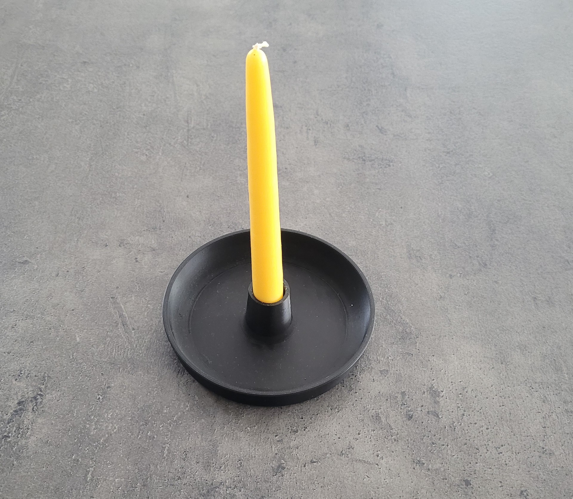 Candle holder round / Kerzenhalter rund